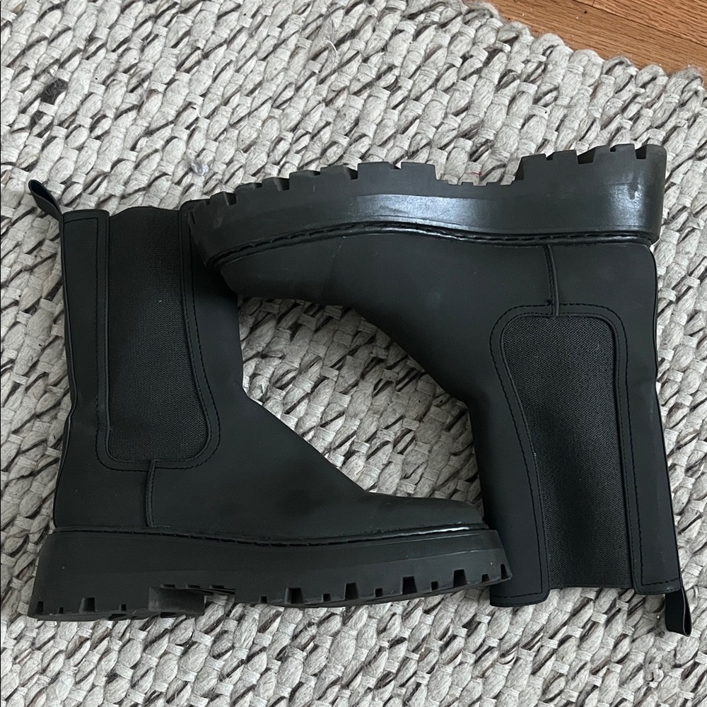 Women’s Utilitarian Boots